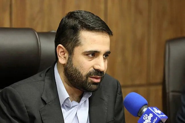 هشدار دبیر شورای عالی فضای مجازی: مدارس آنلاین خارجی درحال جذب دانش آموزان هستند