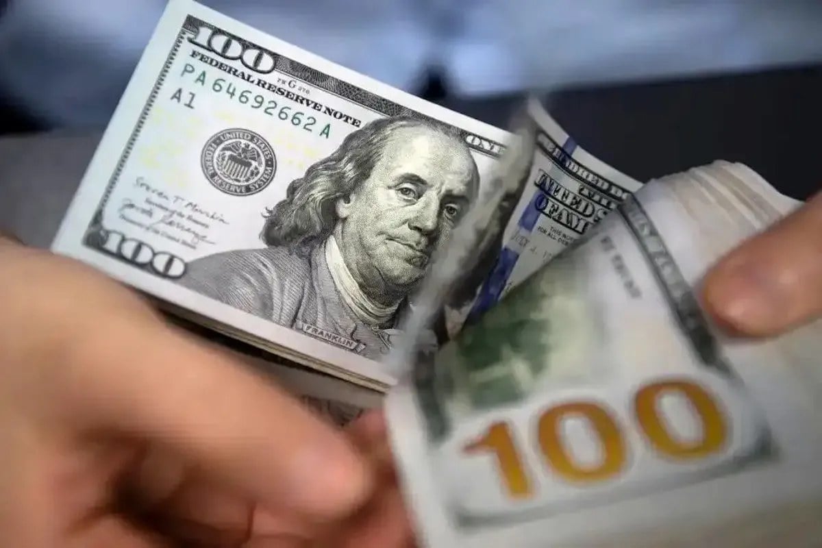 دلار توافقی بالا رفت؛ اما کانال ۱۷۶ هزار تومانی را فتح نکرد