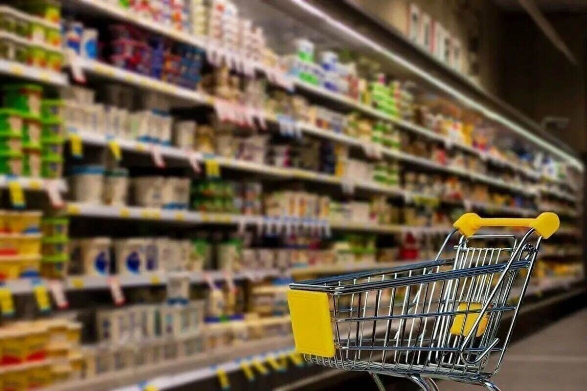 نماینده مجلس: هر زمان افزایش قیمت ارز داشتیم، اقدام به پولپاشی کردهایم اما پاسخ مناسبی نگرفتهایم/ کالابرگ مسکن موقتی است و پاسخگوی نیاز مردم نیست