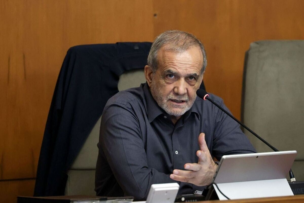 در جلسه هیات دولت مطرح شد؛ دستور رئیسجمهور برای تشکیل کمیته تثبیت قیمت کالاهای مشمول کالابرگ