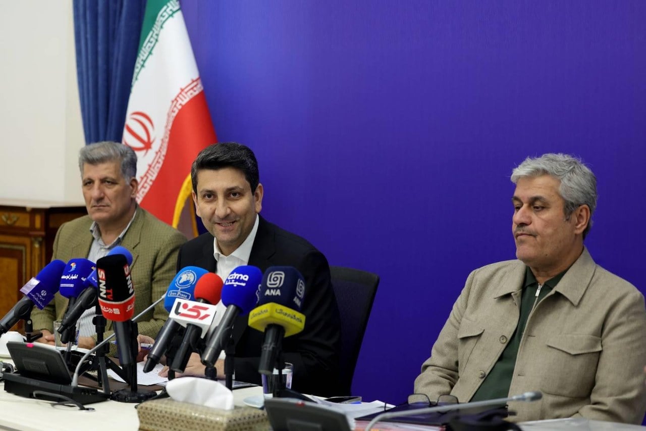 وزیر ارتباطات: سه اپراتور هوش مصنوعی در آستانه آغاز فعالیت هستند