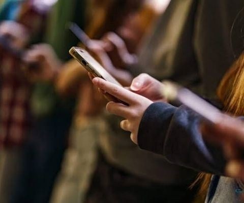 تعرفه اینترنت همراه، مکالمه، پیامک ۴۰ درصد افزایش یافت