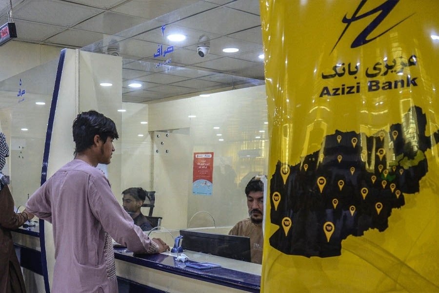 مشتریان عزیزی بانک: هنگام افتتاح حساب از هزینهها چیزی گفته نمیشود